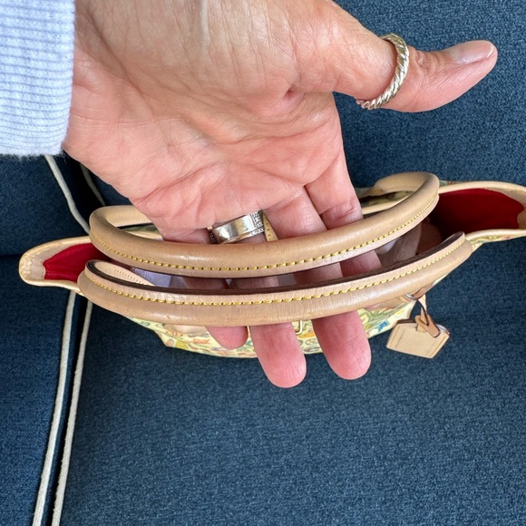 Vintage Dooney and Bourke - Picture 3 of 5